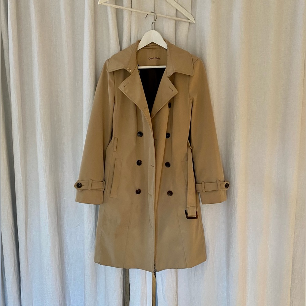 Calvin Klein Tan Raincoat Trench Coat. Size Small
